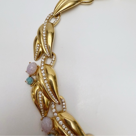 Vintage Foiled Faux Opal Glass Cabochon Rhinestone Leaf Necklace & Bracelet Set - Picture 10 of 16